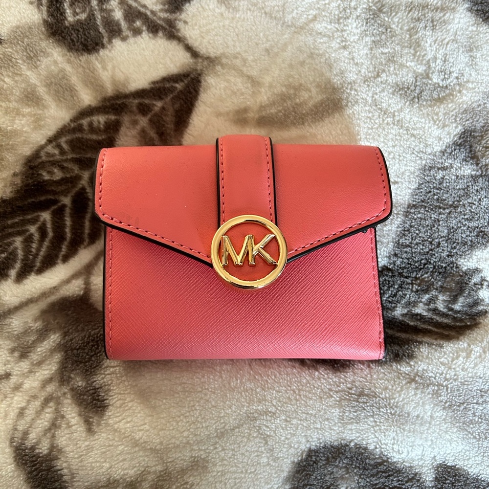 Michael Kors Pink Wallet
